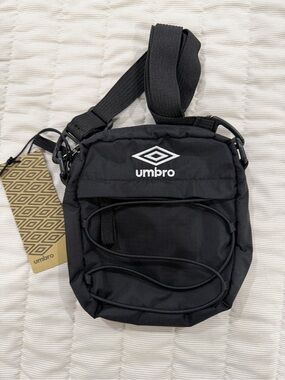 Umbro Black Compact Messenger Crossbody Bag